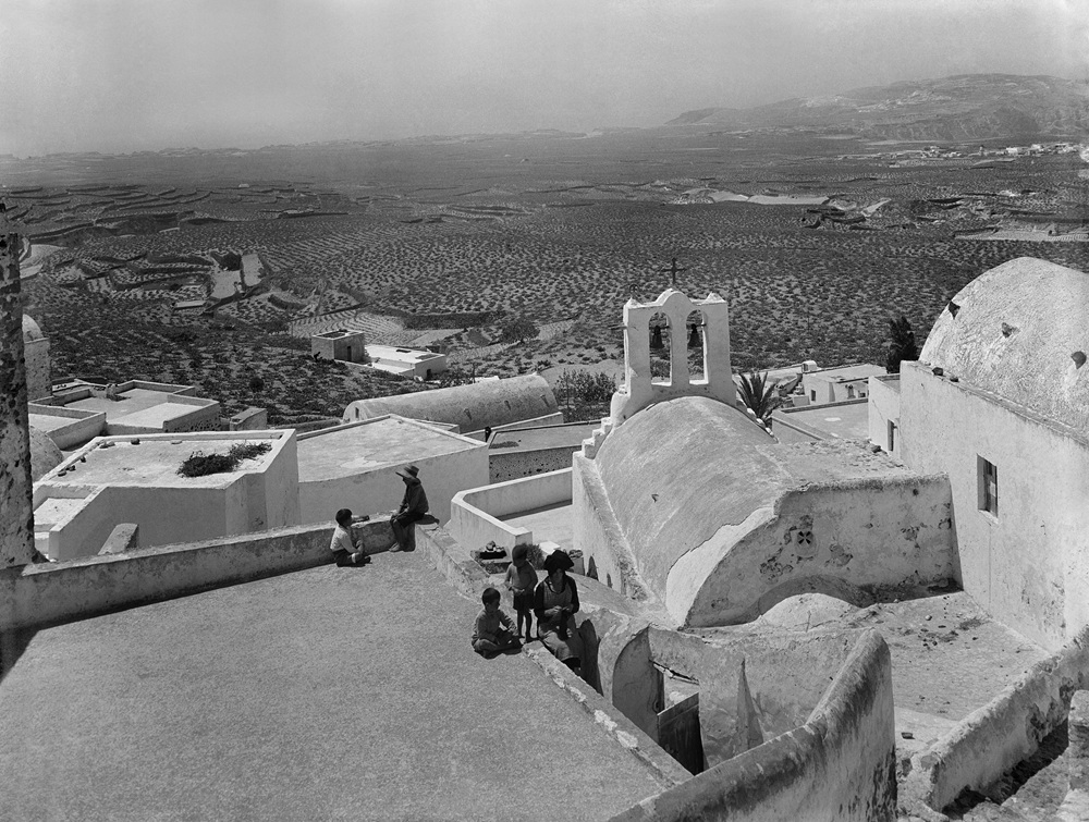Nelly’s, Santorini 1928-32, Benaki Museum_5