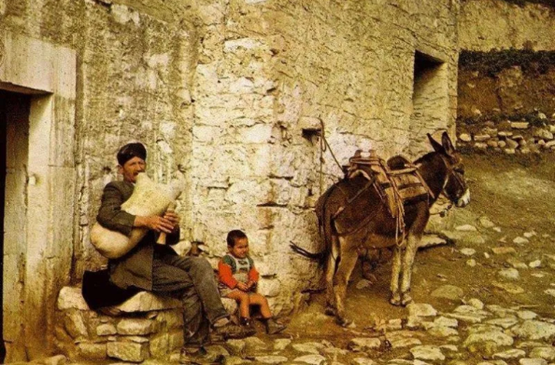 Ο Νερόμυλος του Σαβοϊδάκη σε λειτουργία